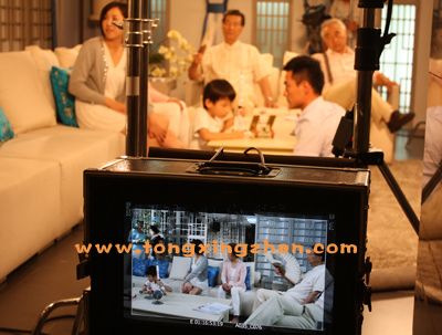 中国童星站主推儿童演员参加《某润肠胶囊广告》的拍摄
